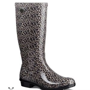 UGG Shaye leopard rainboats